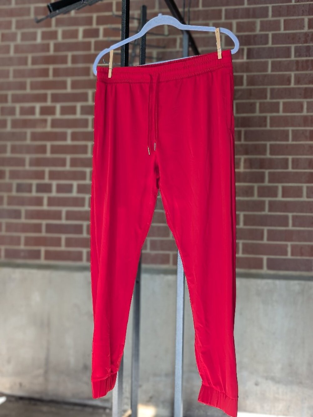 Zyia Everywhere Joggers Womens L Red Athletic Track Pants High Waisted Travel